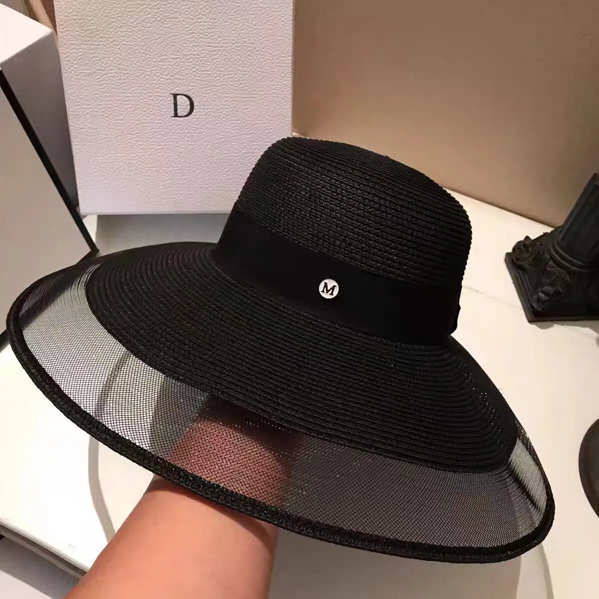 Ashore Shop Summer White Sun Hat Oversized Brim Sunscreen Floppy Beach Hat Women's Straw Hat Sunshade Seaside Holiday Lace Brim Wholesale