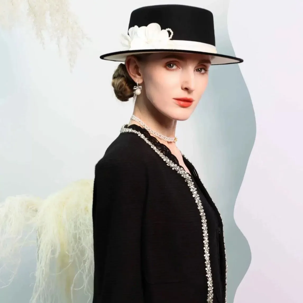 Black White Elegant Flat Brimmed Hat Wool Felt Fedoras