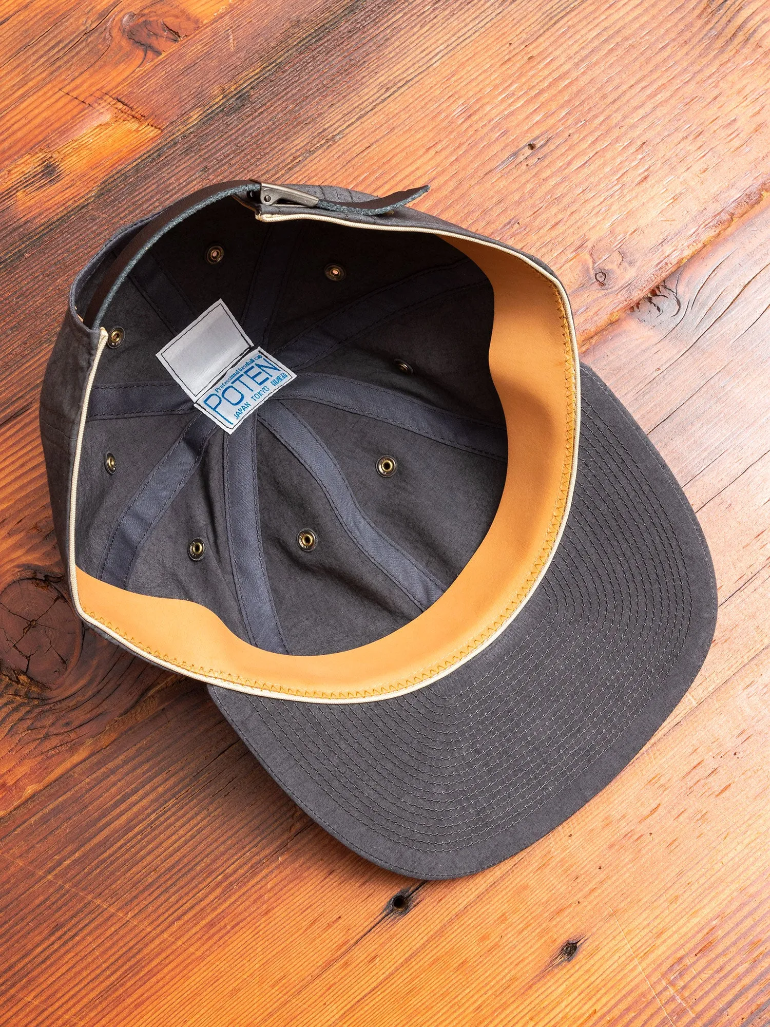 DDW Cap in Grey