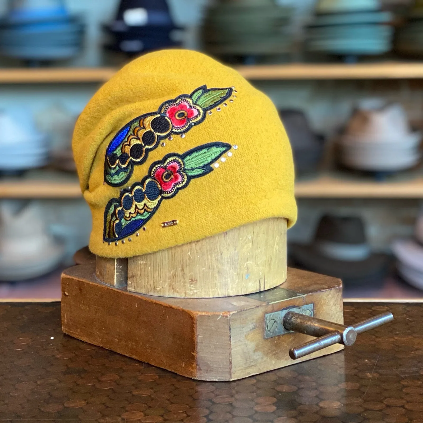 Eserta Beanie