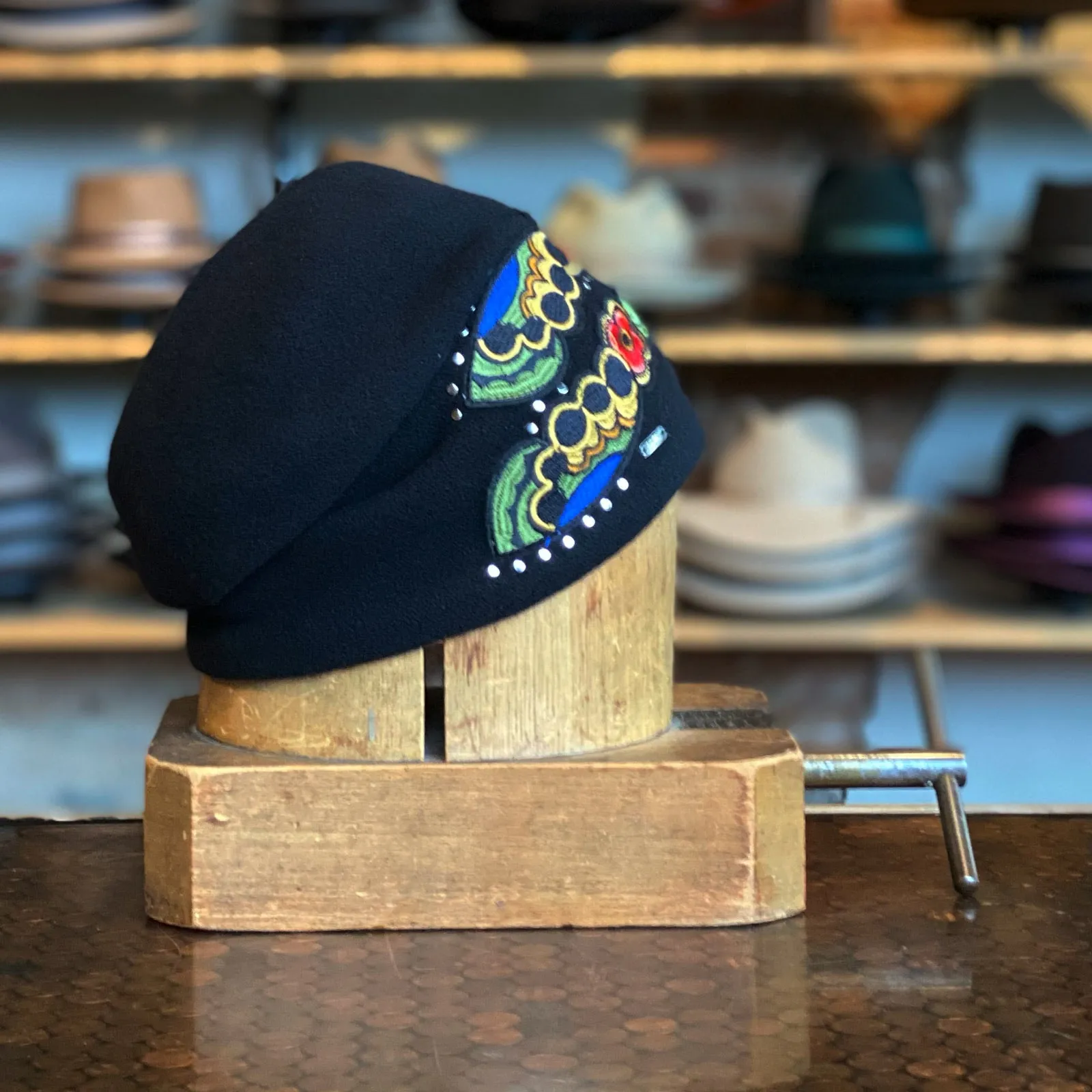 Eserta Beanie
