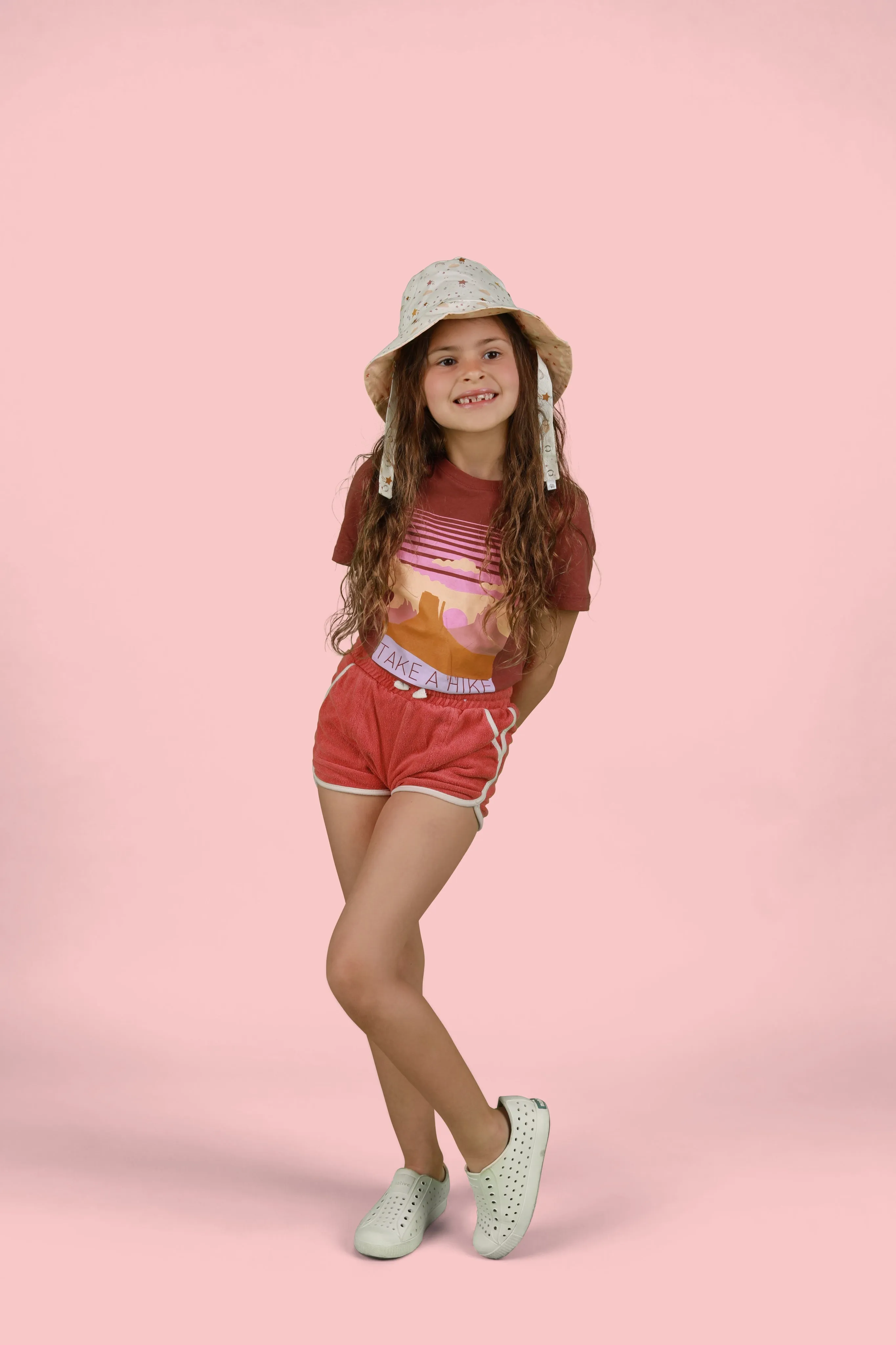 Rainbow Daydreams Bucket