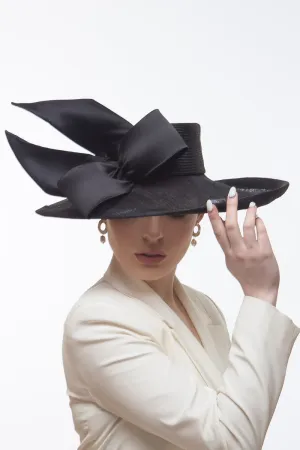 Sweeping Wide Brimmed Hat with Side Bow in Black