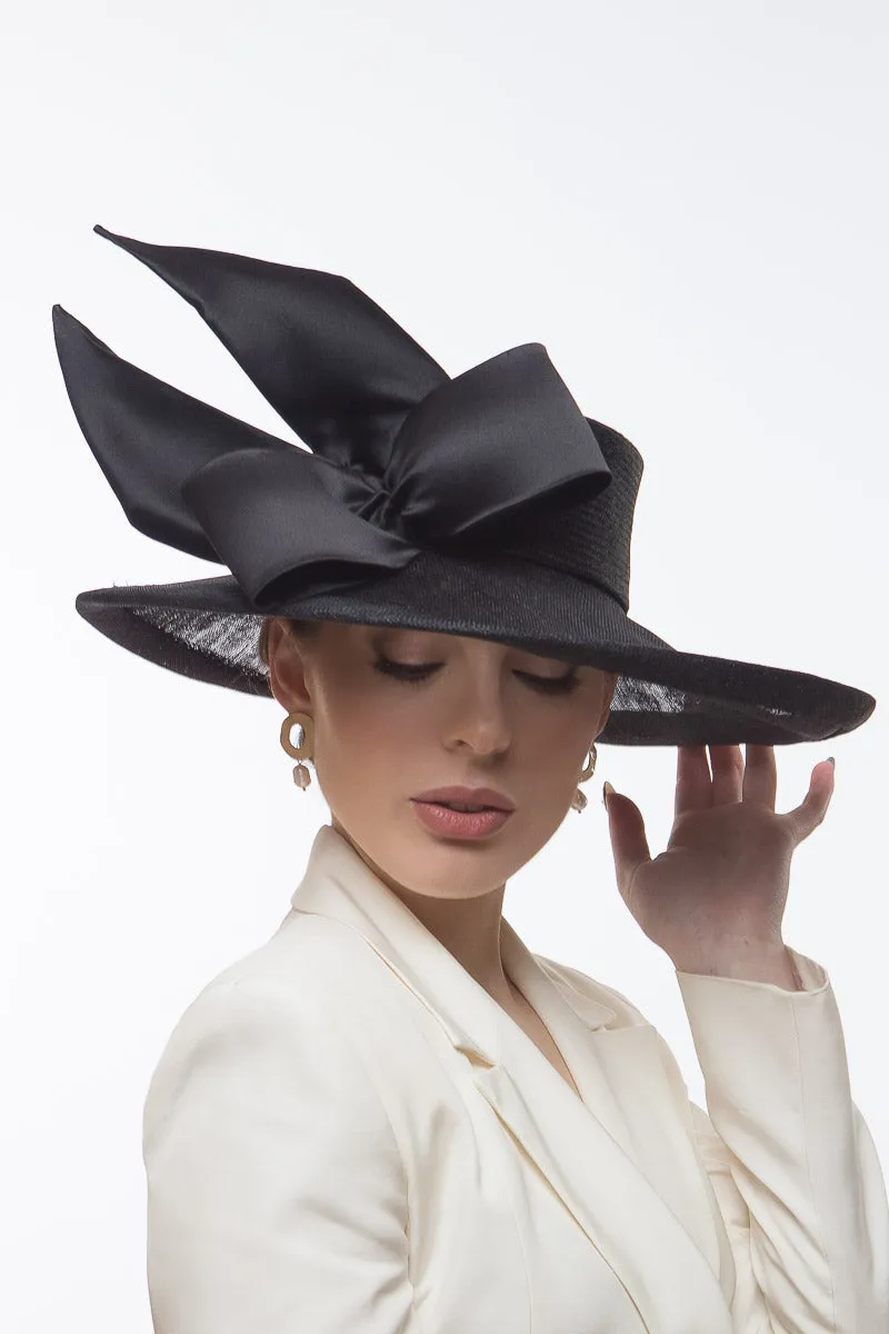 Sweeping Wide Brimmed Hat with Side Bow in Black