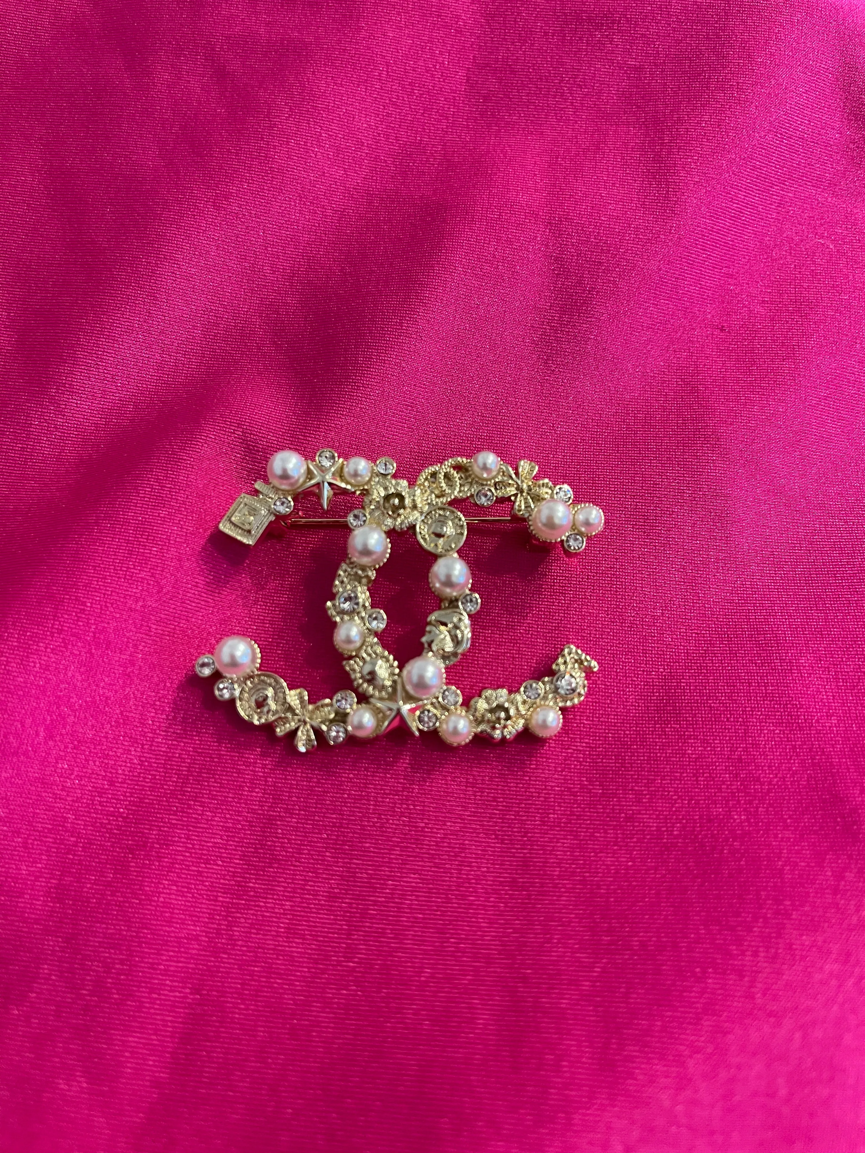 Touch of Sophistication Brooch