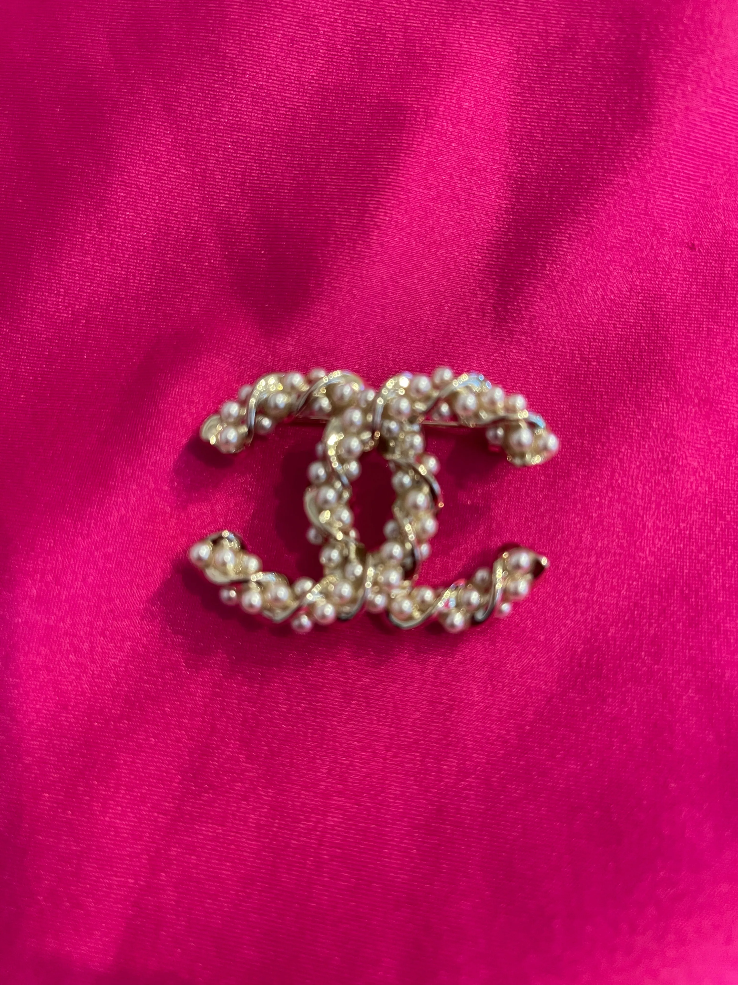 Touch of Sophistication Brooch
