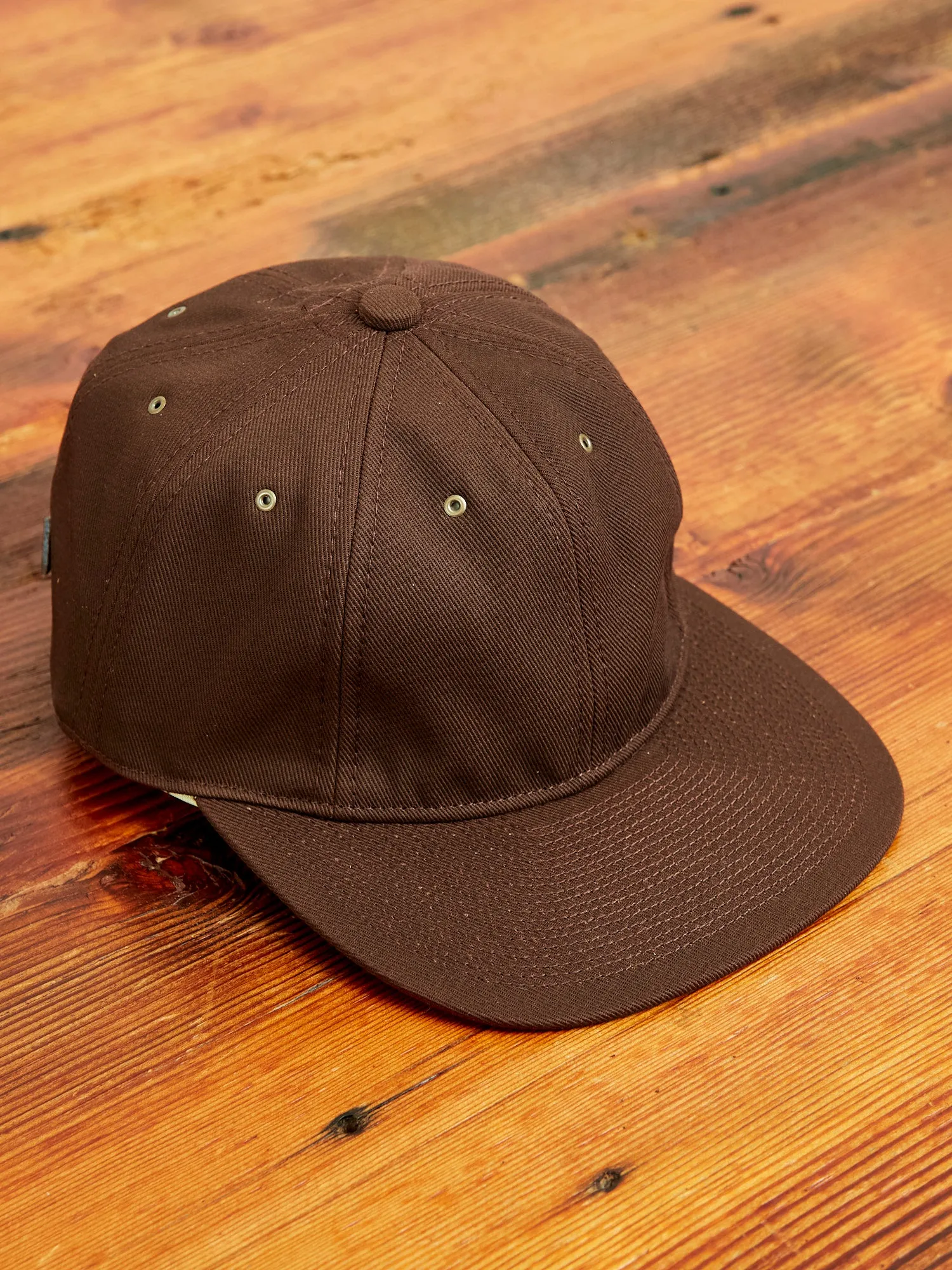 Twist Yarn Cap in Brown
