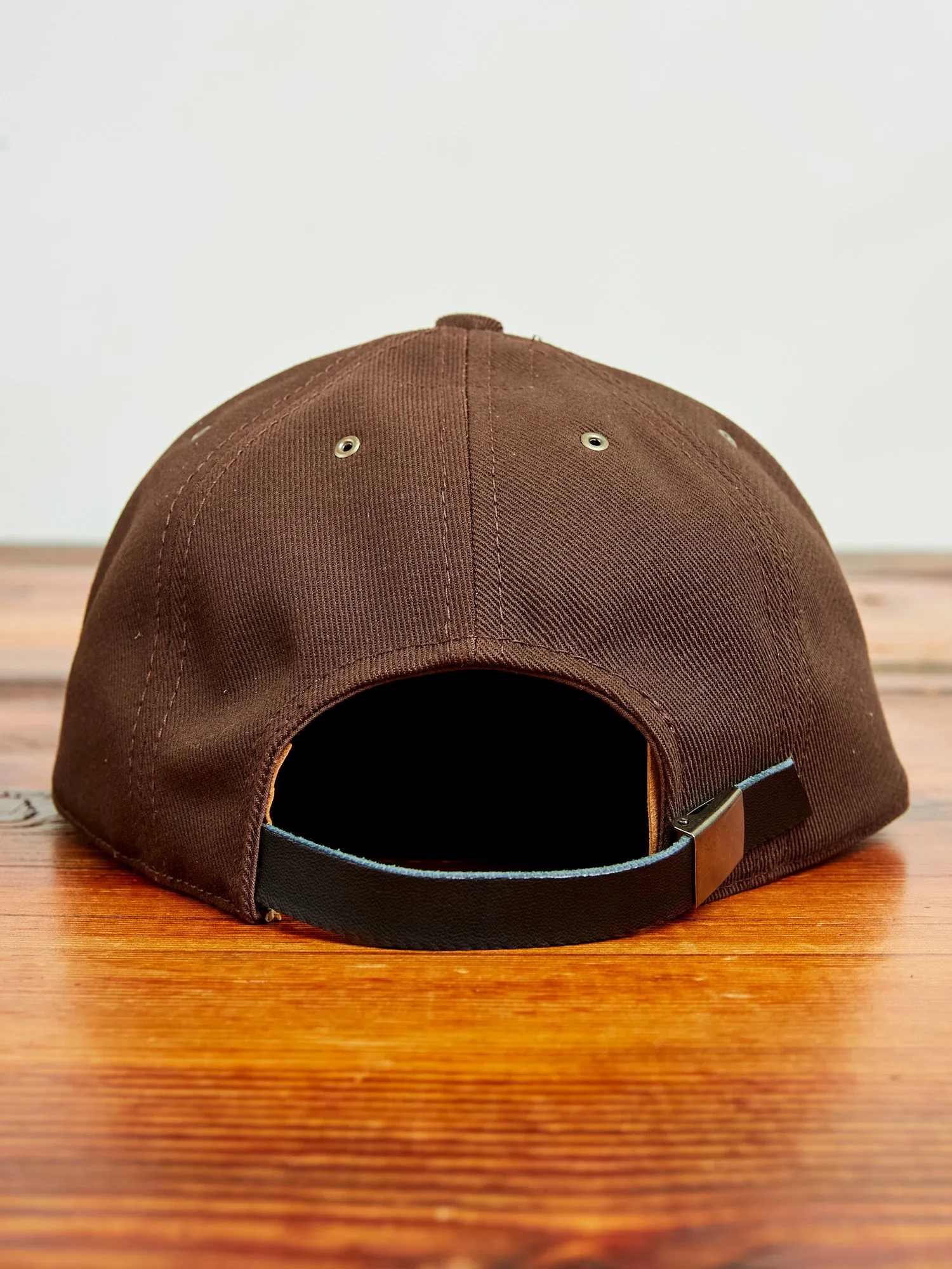 Twist Yarn Cap in Brown