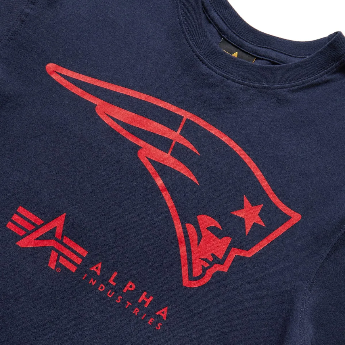 X ALPHA INDUSTRIES PATRIOTS T-SHIRT